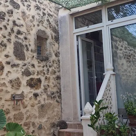 Dans Maison Entre Et Riviere Saint-Pargoire