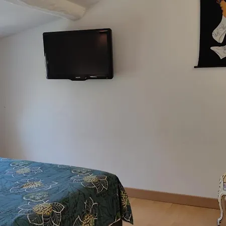 Dans Maison Entre Et Riviere 3*