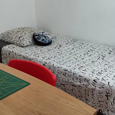 Dans Maison Entre Et Riviere Saint-Pargoire